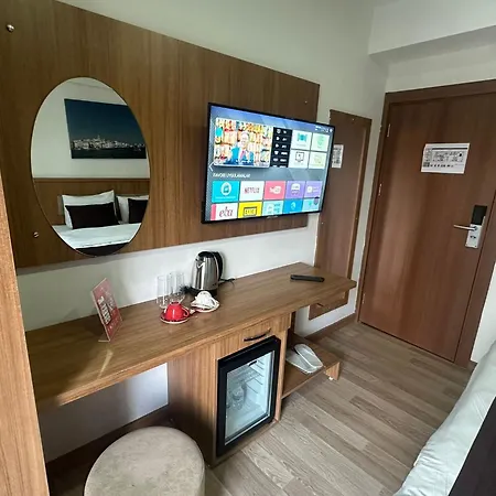 La Sera Hotell 4*