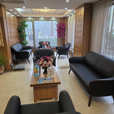 Hotel La Sera 4*